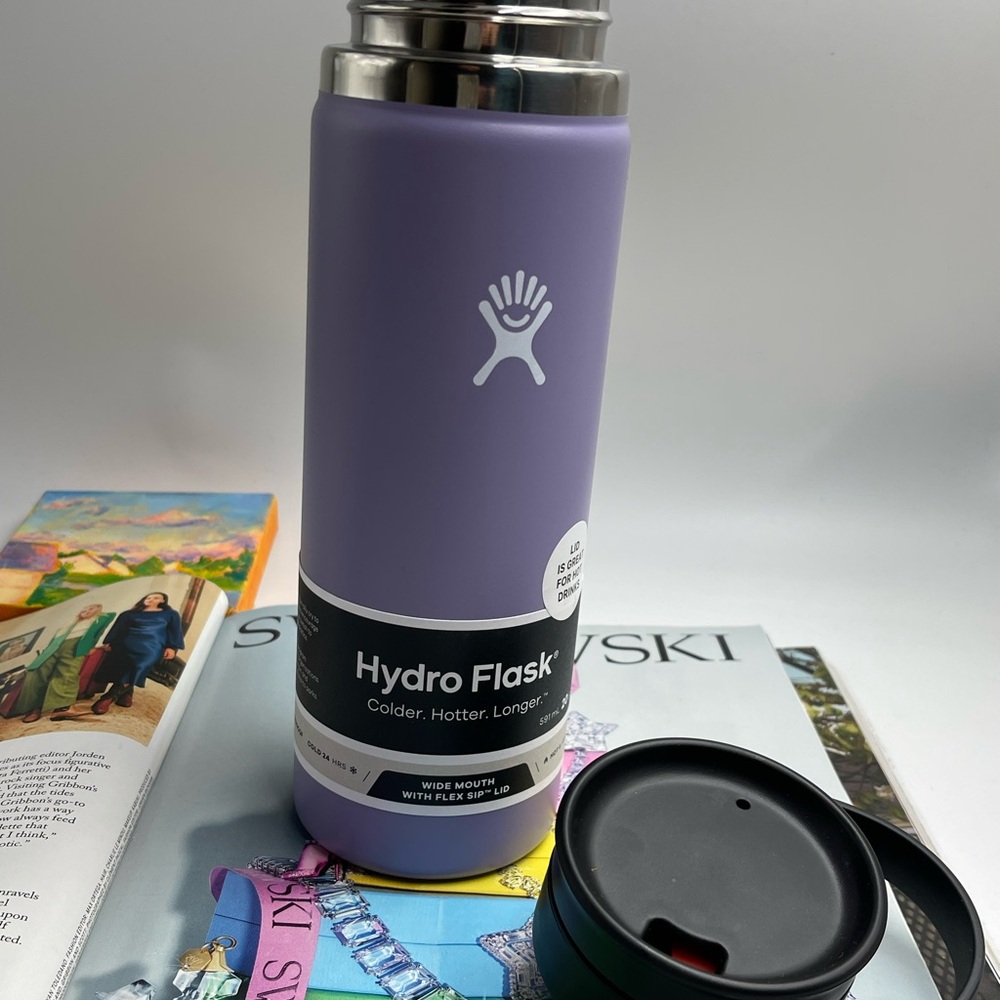 New Hydro Flask Wide Mouth w Flex Sip 20 oz. Bottle